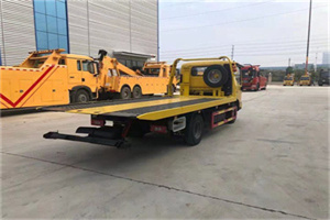 广南非事故拖车